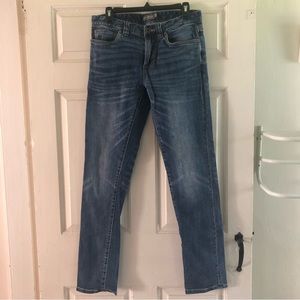LL Bean signature slim straight fit denim jeans